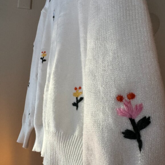 Pink Martini - Eva Sweater - Size Small - Embroidered - Picture 5 of 5